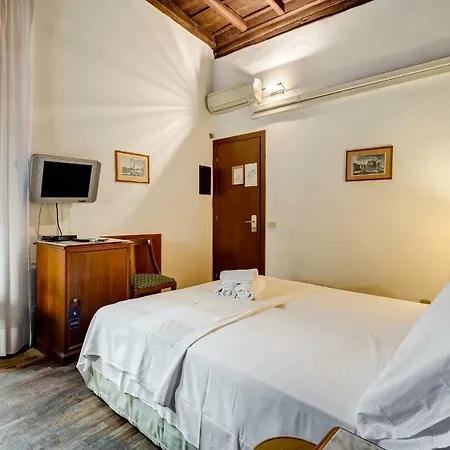 アパート Pallaro Apartments&suites