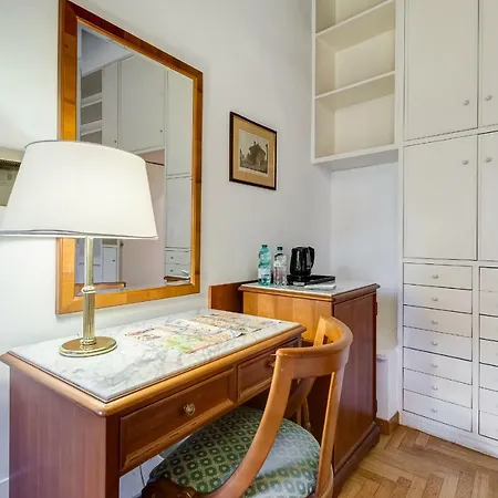 アパート Pallaro Apartments&suites ローマ