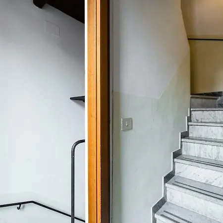 Pallaro Apartments&suites アパート *