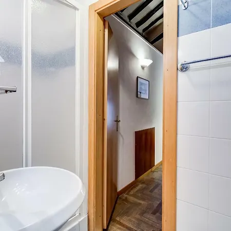 アパート Pallaro Apartments&suites ローマ